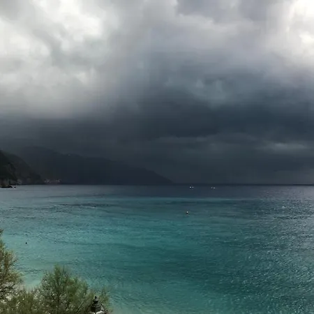Monterosso Sea View Apartment *